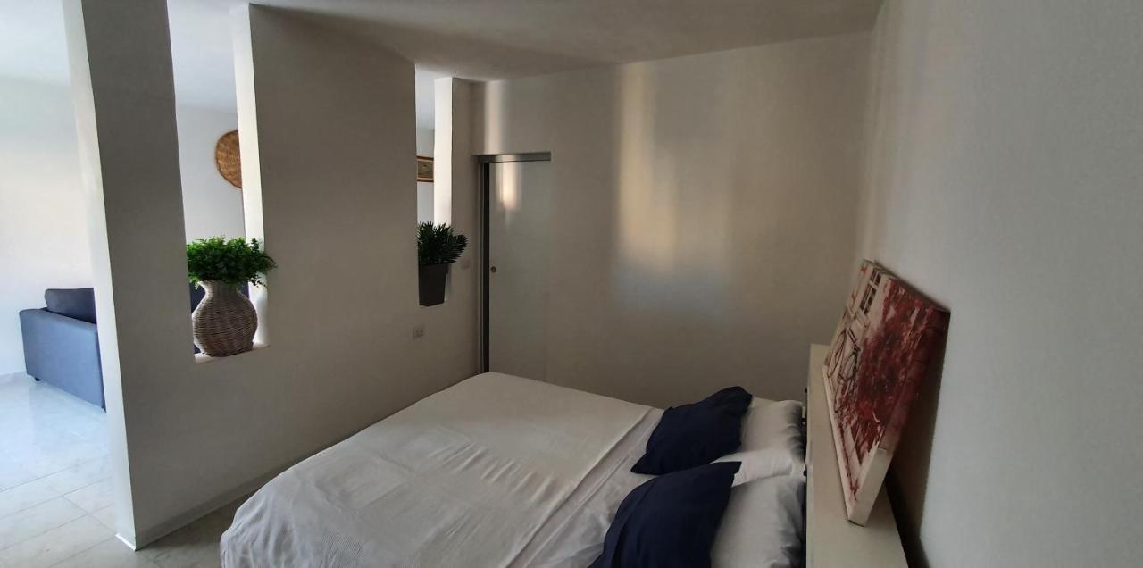 Sardinia Suites & Apartments -Casa-Loft A Pochi Passi Dal Centro- Санта-Тереза-Галлура Екстер'єр фото